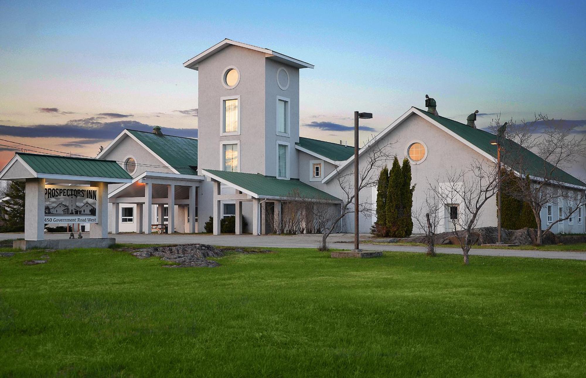 Prospectors Inn Kirkland Lake Exterior photo